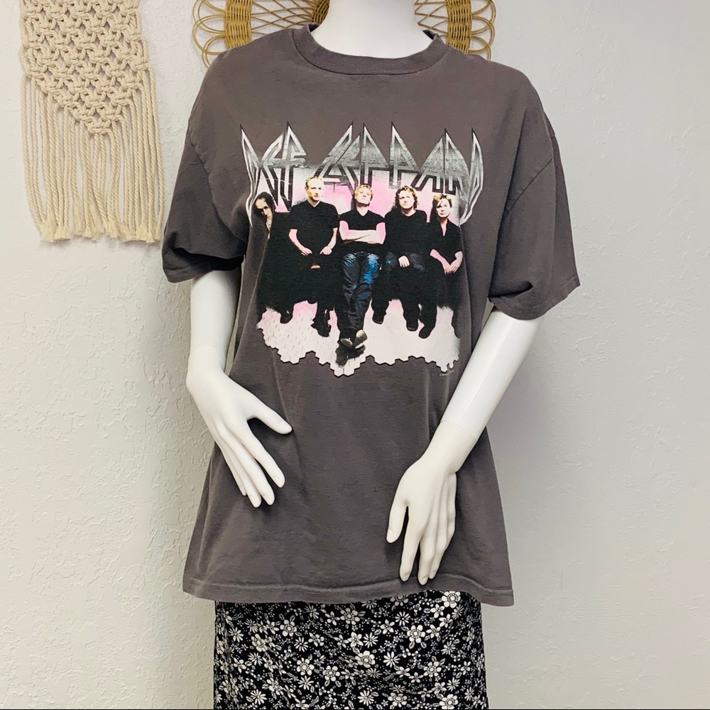 Vintage | Def Leppard Euphoria Tour Band T-shirt - Picture 8 of 12